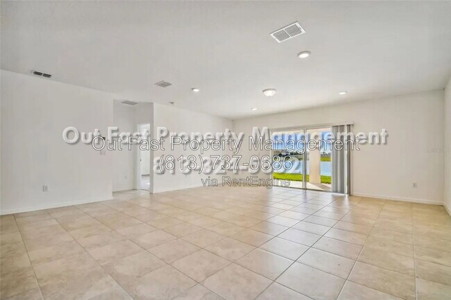 Building Photo - 3872 Capri Coast Dr