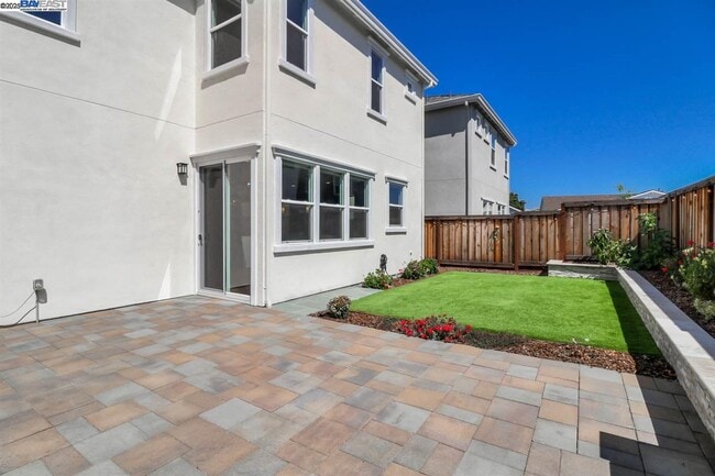 Building Photo - 36151 Windwood Ln