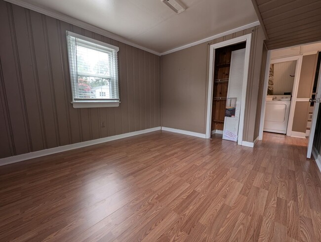 Building Photo - 7514 Greengate Dr