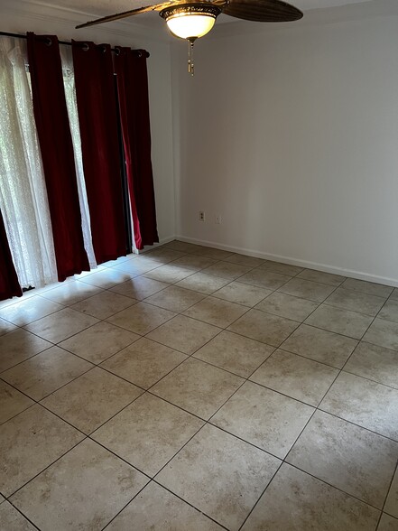 Building Photo - 12449 Guilford Way