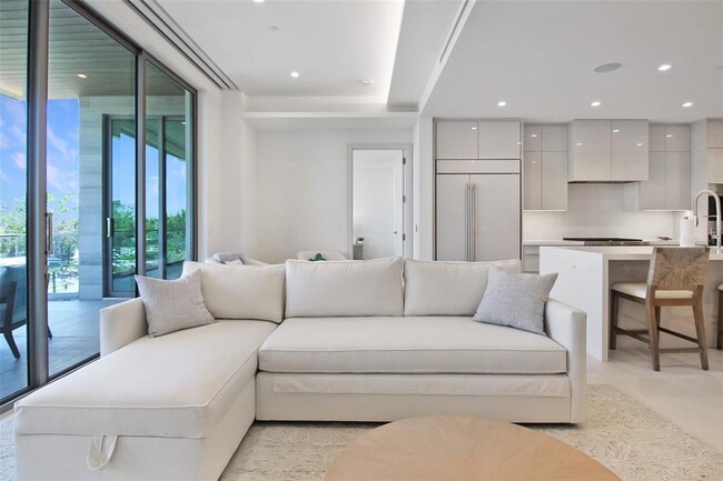 Building Photo - 1591 Gulf of Mexico Dr