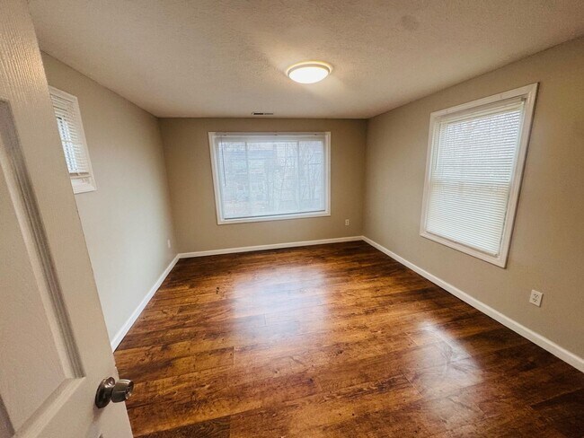 Building Photo - 20151 Crystal