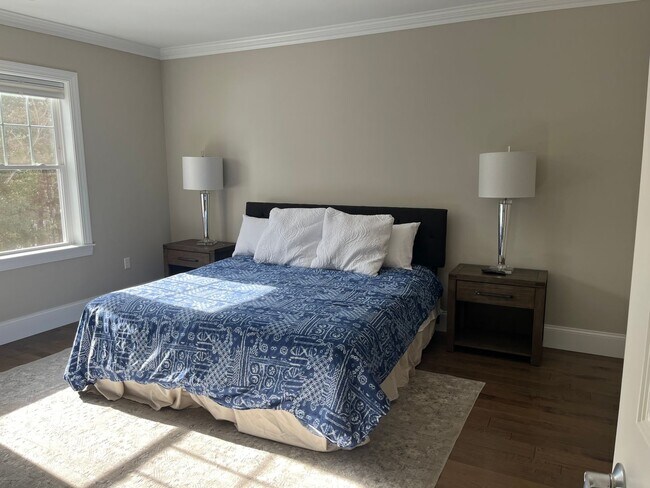 Building Photo - Water Pointe