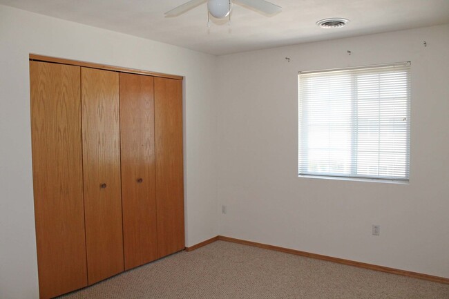 Building Photo - Charming 2-Bedroom, 1-Bath Apartment with Garage, Private Entry and Washer & Dryer