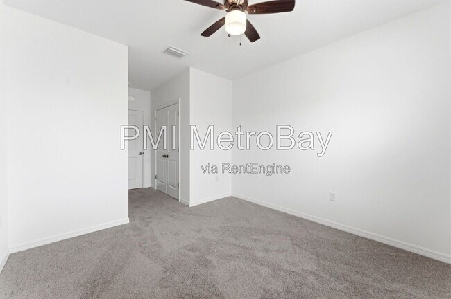 Building Photo - 16632 Grotto Steam Pl