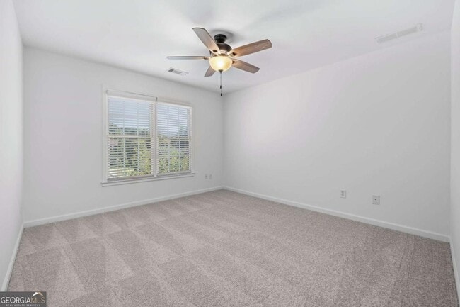 Building Photo - 1475 Boomer Cir