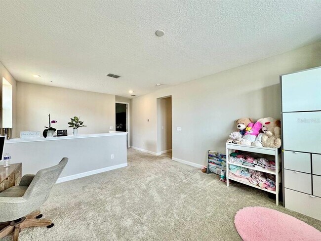 Building Photo - 2854 Hilliard Dr