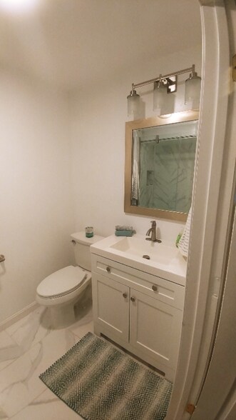 Building Photo - 12921 Freestone Ct