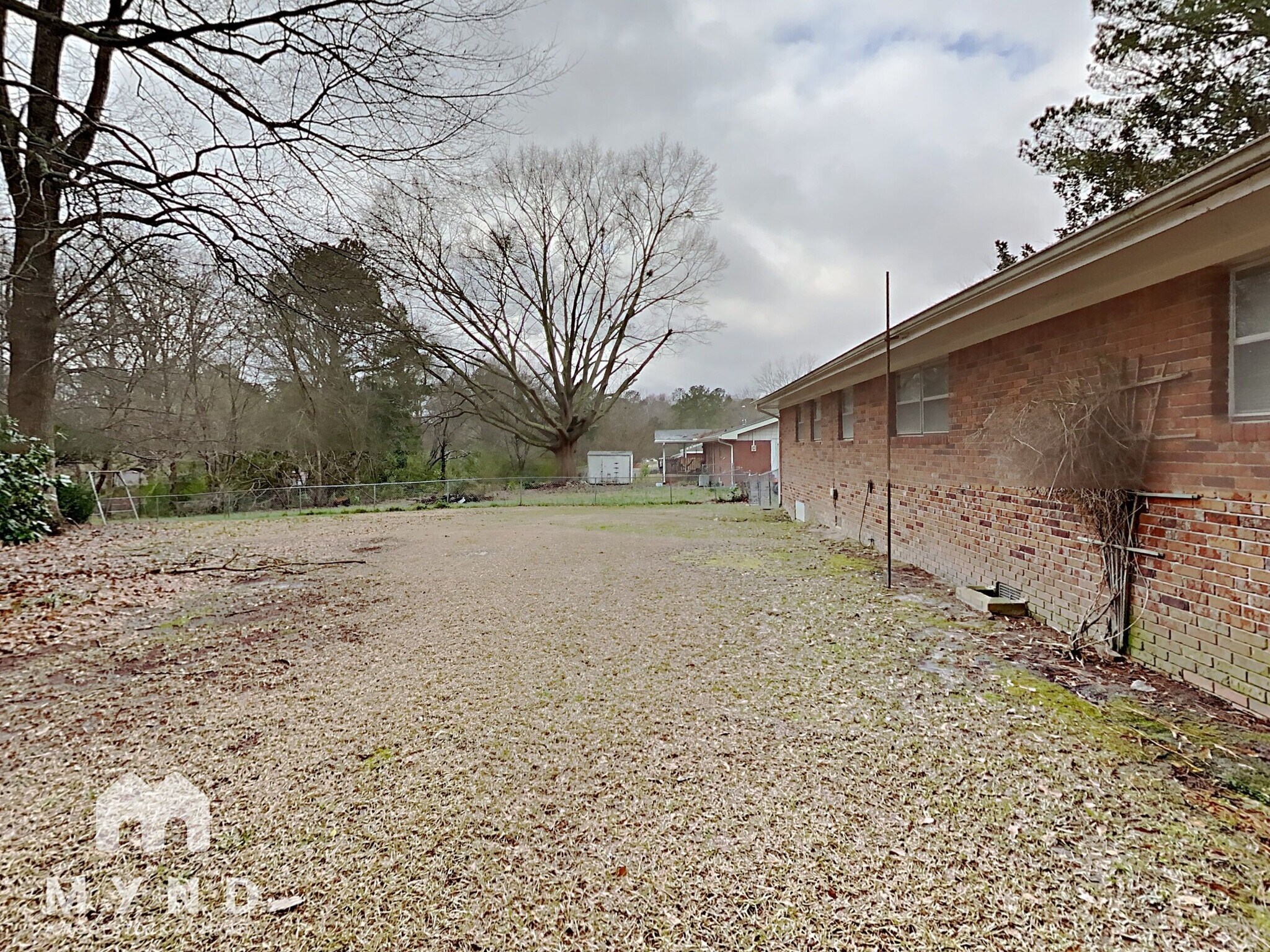 Building Photo - 626 Emerald Dr