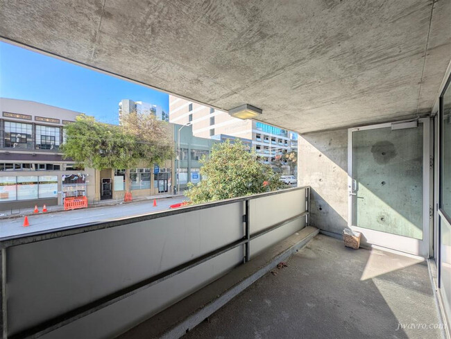 Building Photo - 855 Folsom St