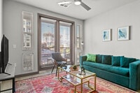 Building Photo - 400 N 2nd Ave