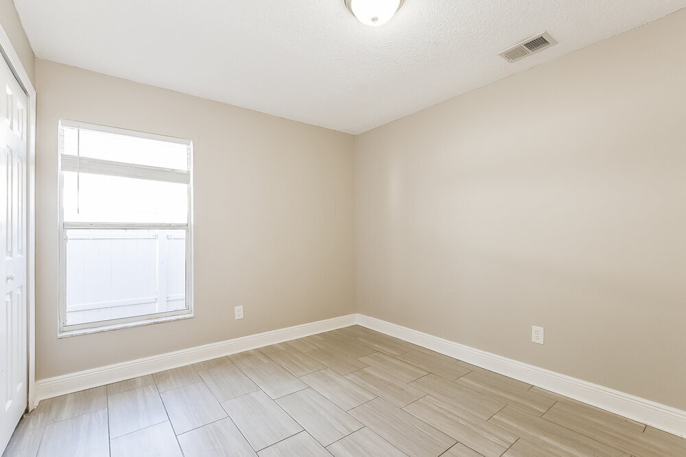 Building Photo - 2970 Stillwater Dr