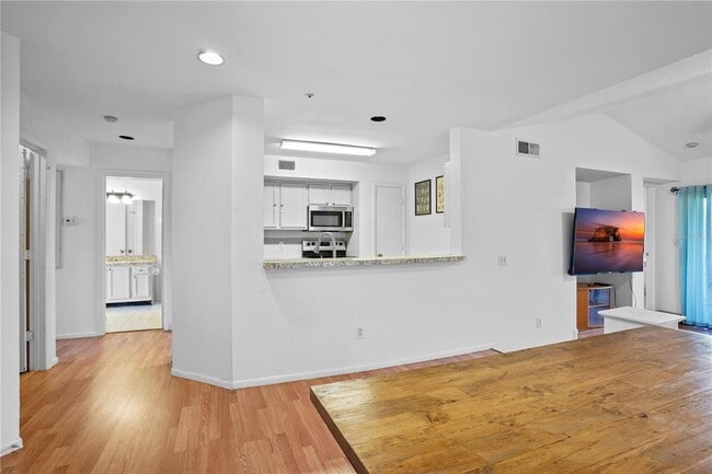 Building Photo - 494 N Pin Oak Pl