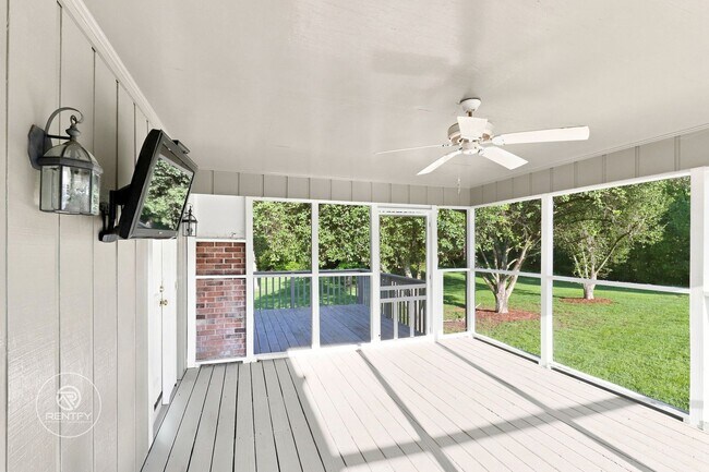 Building Photo - 4449 Orchard Knob Ln