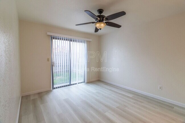 Building Photo - 6072 Carolina Cir