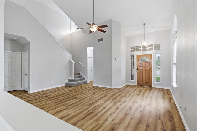 Building Photo - 3901 Whitey Ford Way