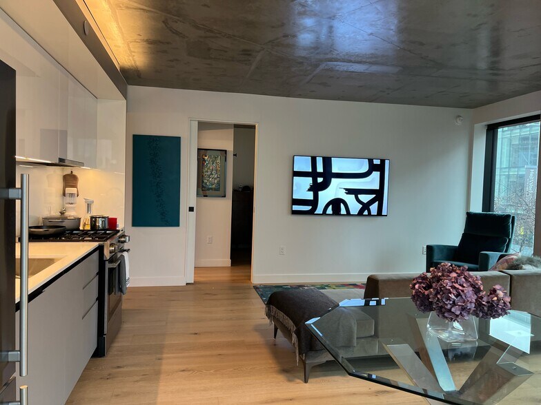 Building Photo - 960 Market St