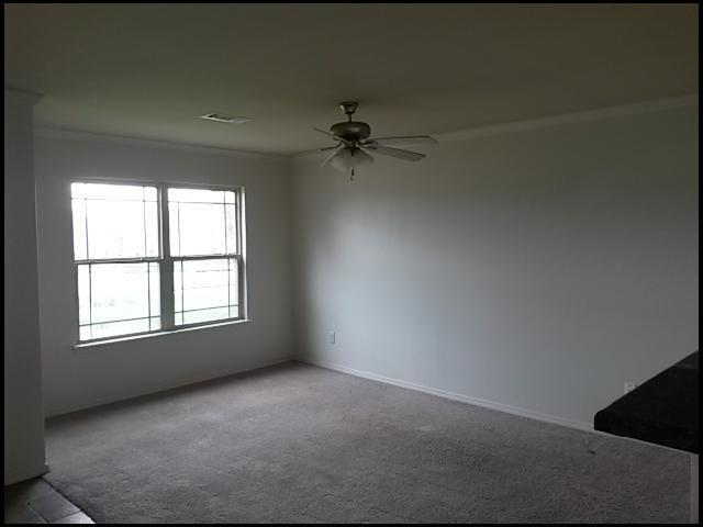 Building Photo - 1101 Yarrow Dr