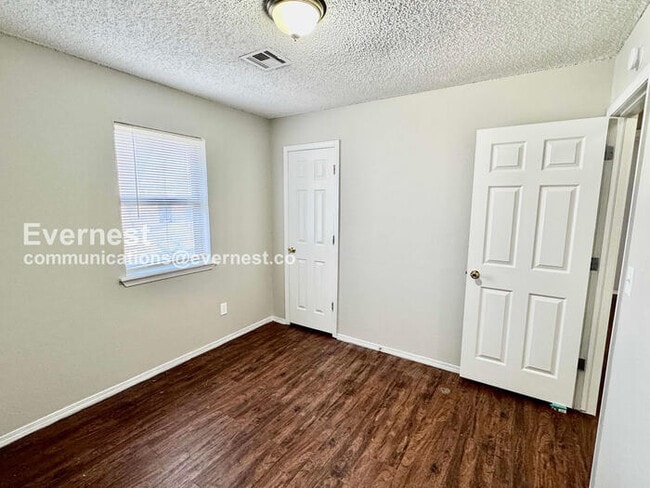 Building Photo - 30166 East 149th St S