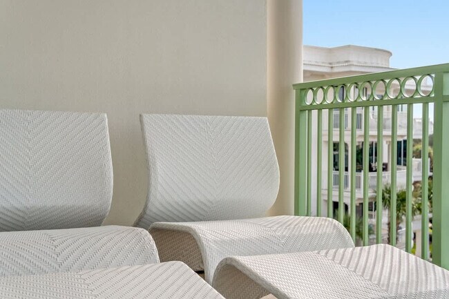 Building Photo - 9955 E County Hwy 30A