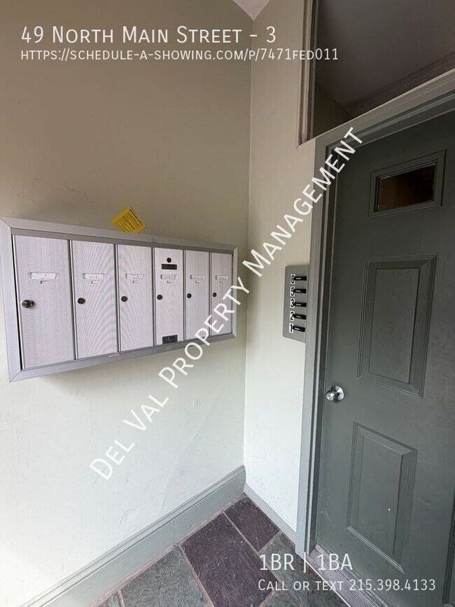 Building Photo - 49 N Main St