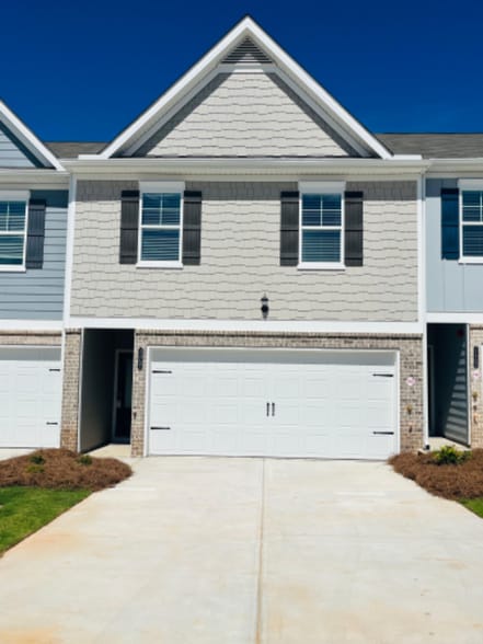 Primary Photo - 11707 Chatham Dr
