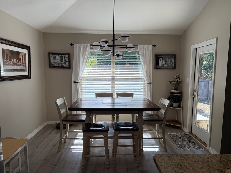 Building Photo - 1208 -C Whispering Pines Rd