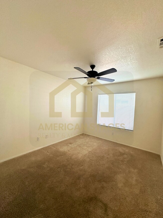 Building Photo - 1417 Glen Ellen Ln