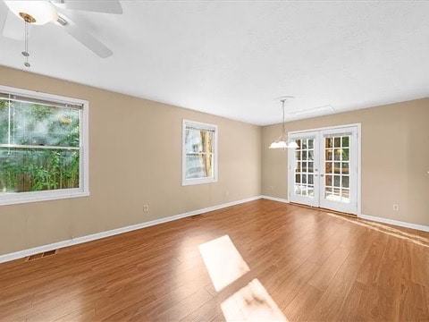 Building Photo - 5660 Mercedes Dr