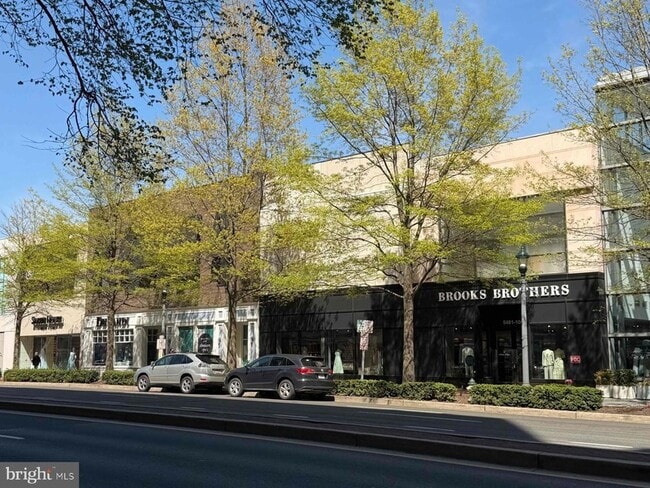 Building Photo - 5500 Friendship Blvd