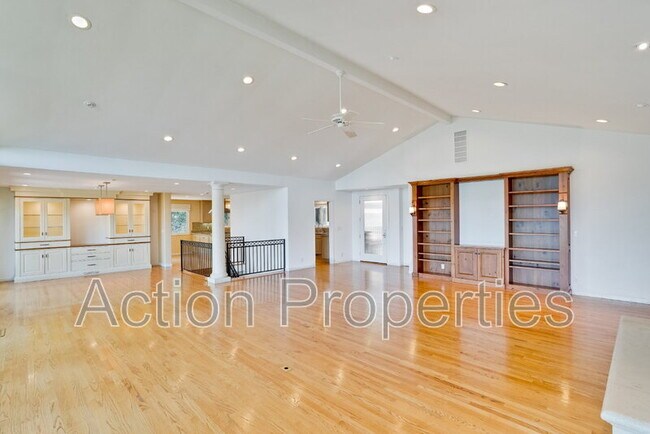 Building Photo - 15350 Norton Rd