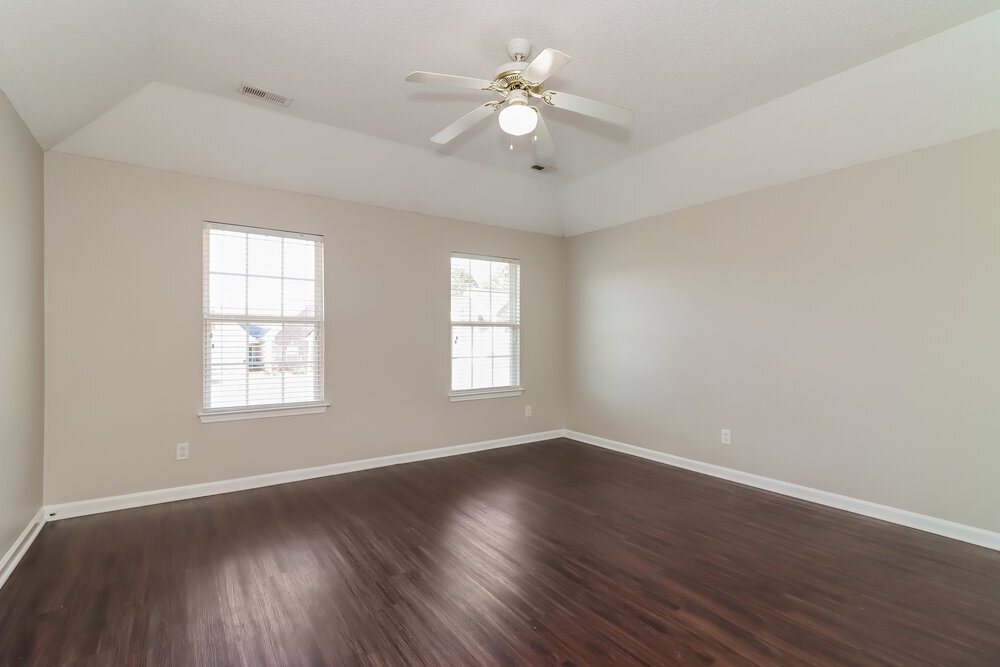 Building Photo - 108 Glendale Blvd