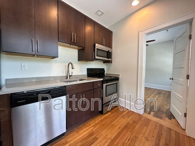Building Photo - 444 Haywood Rd