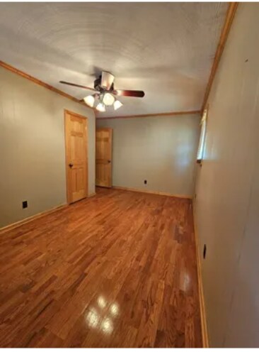 Building Photo - 216 Caroline Dr