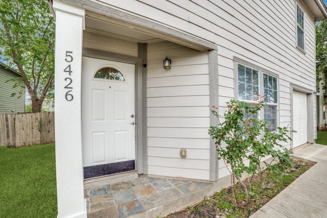 Building Photo - 5426 Wincheap Dr