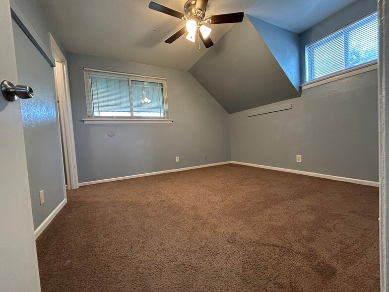 Bedroom 2 (upstairs) - 6252 Westcreek Dr