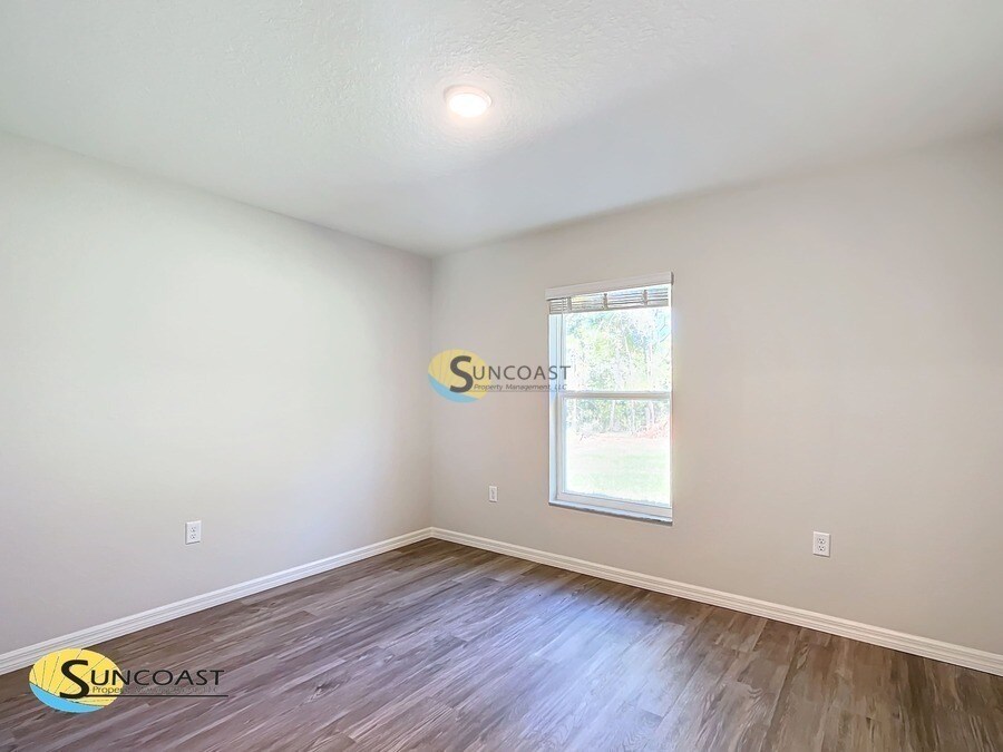 Building Photo - 8181 SW 128 Loop