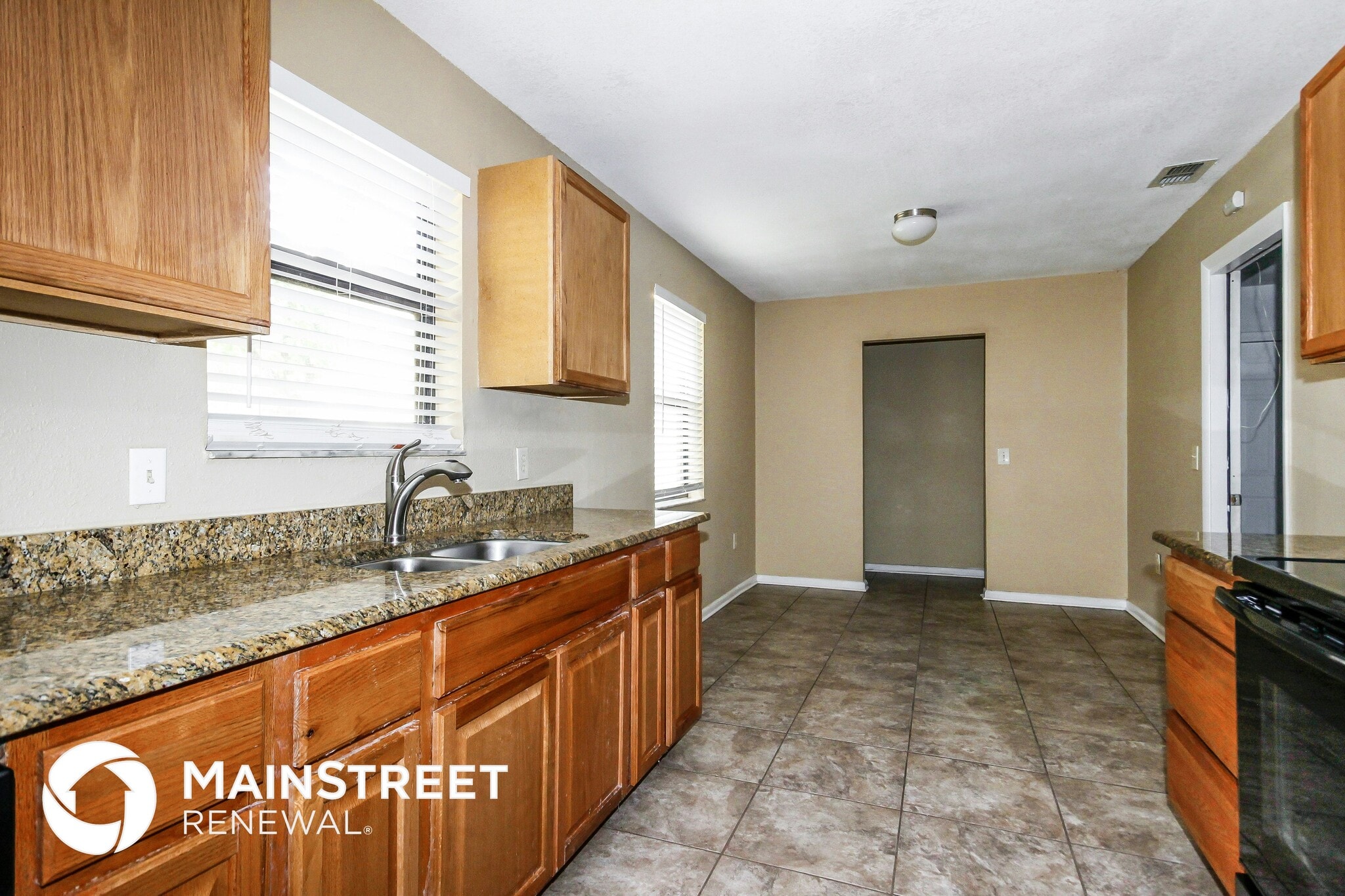 Building Photo - 5760 Bailey Rd