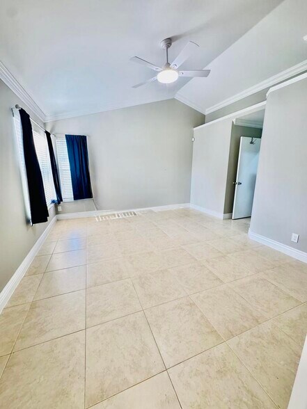 Building Photo - 54 Egret Way