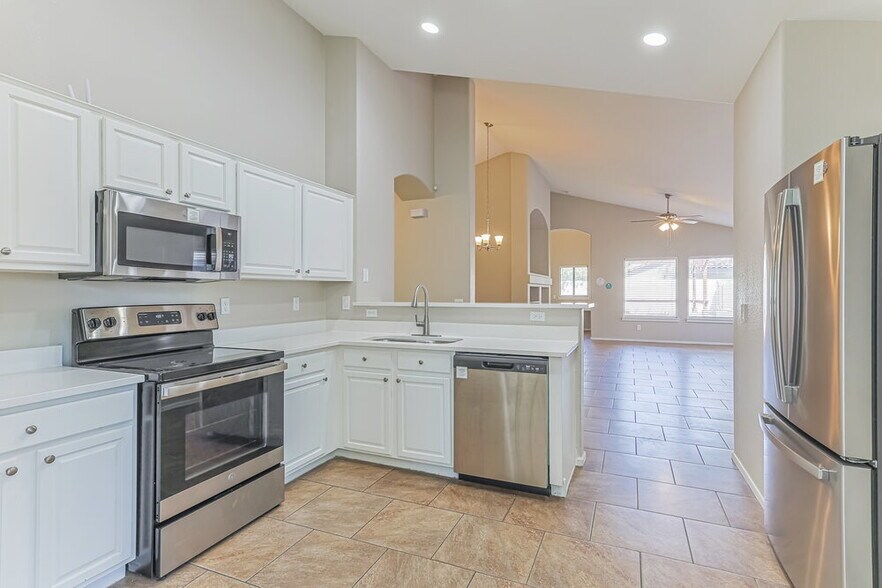 Building Photo - 4090 E Rustler Way