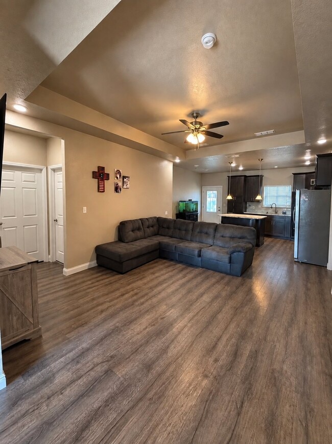 Building Photo - 1224 Timona Dr