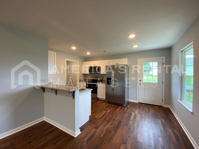 Building Photo - 445 Co Rd 349