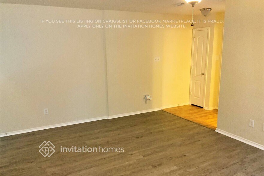 Building Photo - 29607 Evergreen Hills Dr