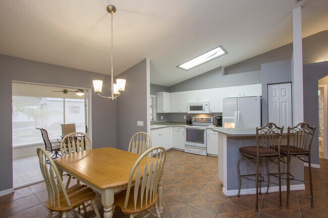 Building Photo - 16 Smokehouse Pl