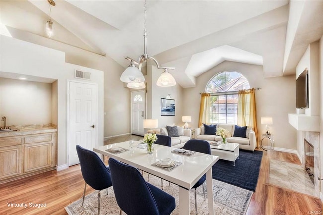 Building Photo - 4 bed 3 bath, Renovated SFR in Laguna Niguel