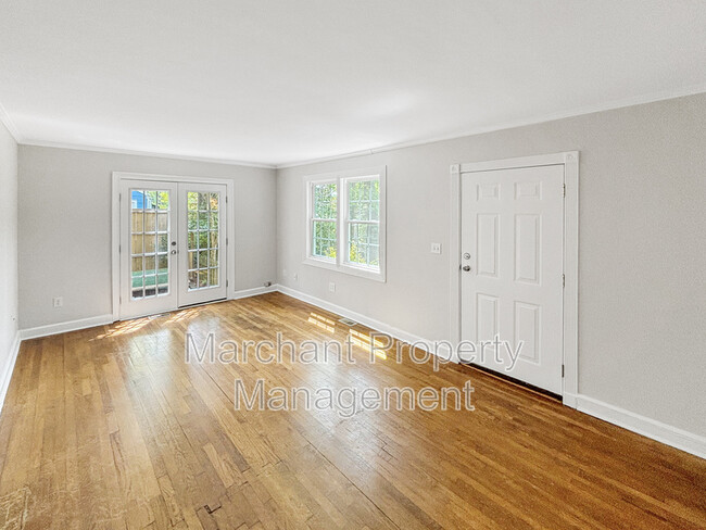 Building Photo - 48 Westview Ave