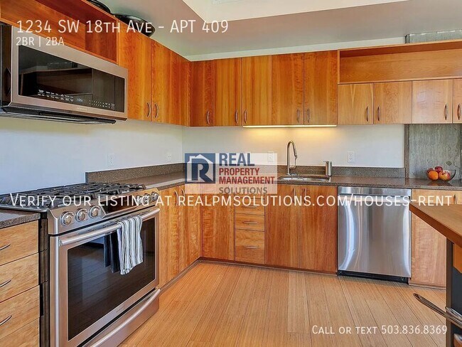 Building Photo - 1234 SW 18th Ave