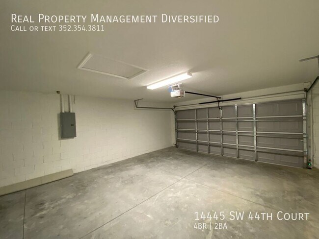 Building Photo - 14445 SW 44th Ct