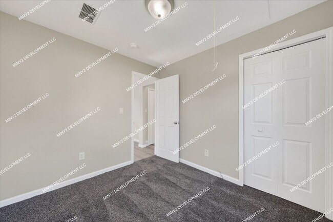 Building Photo - 12862 Georgiana Ave