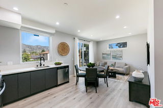 Building Photo - 15106 Roxford St